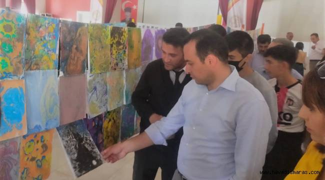 Kahramanmaraş’ta öğrenciler resim sergisinde marifetlerini gösterdi