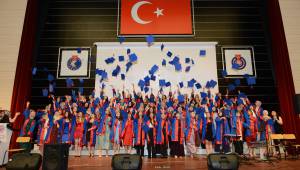 KSÜ Ebelik Bölümü Öğrencileri Beyaz Önlüklerini Törenle Giydi