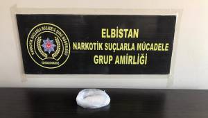 Otomobilinde uyuşturucu bulunan sürücü tutuklandı..