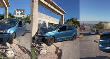 Virajı Alamayan Sürücü Evin Duvarına Çarptı