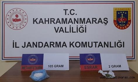 Yol uygulamasında üzerinde uyuşturucu bulundu tutuklandı..
