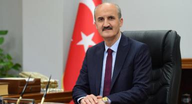 Başkan Okay:”Gazilerimiz, fedakarlıklarıyla bizlere nice şanlı zaferlerle dolu bir geçmiş armağan etmiştir” 