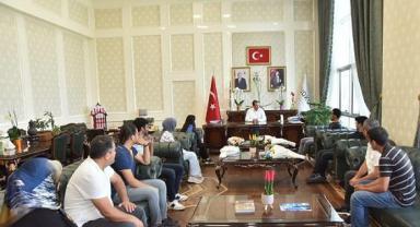 Başkan Osman Okumuş, müstakbel doktorları ağırladı..