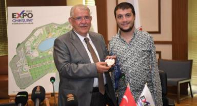 Beytullah madalyalarıyla Başkan Mahçiçek’i ziyaret etti..