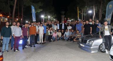 Güvenç ve Okay, Modifiye Araç Tutkunu Gençlerle Bir Araya Geldi
