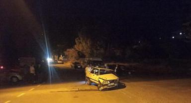 Kahramanmaraş’ta iki otomobil çarpıştı: 4 yaralı..
