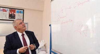 Onikişubat Belediyesi’nin Üniversite Hazırlık Kursları’na başvurular başladı..