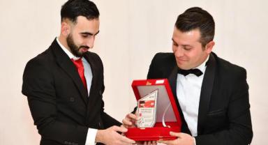 Kahramanmaraşlı Kanal D Muhabiri İbrahim Konar’a Hollanda’dan ödül