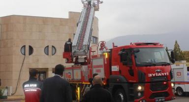 KSÜ’de Acil Durum Tahliye ve Kurtarma Tatbikatı Gerçekleştirildi