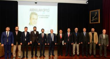 Stratejist Abdullah Çiftçi, KSÜ öğrencileri ile bir araya geldi