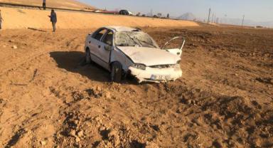 Sürücü Aracın Kontrolünü kaybederek takla attı: 1'i ağır 3 yaralı