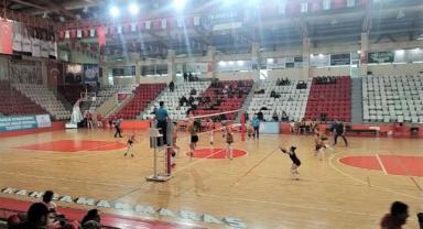 Filenin sultanları rakibine set vermedi