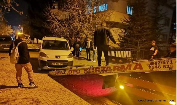 Hafif ticari araç ile otomobil çarpıştı: 7 yaralı..