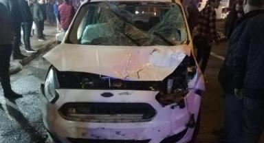 Kahramanmaraş’ta hafif ticari araç ile motosiklet çarpıştı: 2 yaralı
