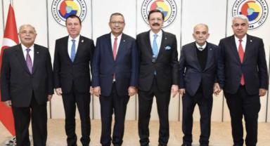 KMTSO Heyetinden Hisarcıklıoğlu’na Ziyaret..
