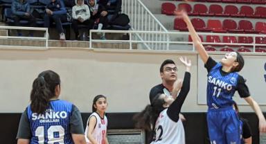 SANKO Okulları Basketbol Takımı İl İkincisi Oldu