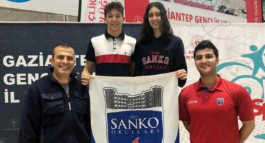 SANKO Okulları Yüzücüleri Bölge Birincisi ve Üçüncüsü Oldu