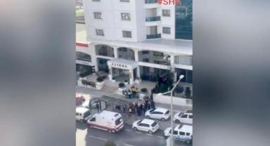 Kahramanmaraş’ta cam silerken aşağı düşen kadın öldü