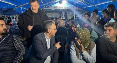 Bakan Kasapoğlu, EXPO 2023 alanındaki depremzedelerle bir araya geldi..