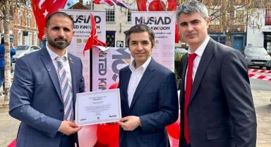 Beverley’lı çocukları depremzede çocuklara oyuncaklarını gönderdi
