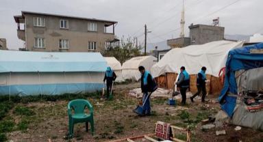 Dulkadiroğlu Belediyesi ilçe genelinde temizlik faaliyetlerine devam ediyor..