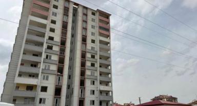 Elbistan’da çatıdan düştü hayatını kaybetti