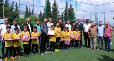 Dulkadiroğlu’da İlkokullar Arası Futbol Turnuvası Düzenlendi