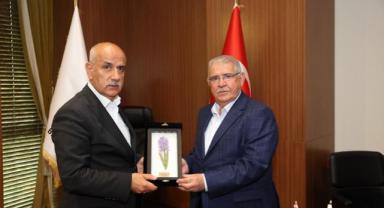 Onikişubat, 11 ilçemiz içerisinde hem nüfusu hem de nüfuzu itibariyle önemli bir ilçemiz..