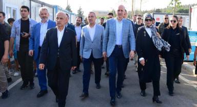 Kurtulmuş ve Güngör’den Konteyner Kent’te Bayram Ziyareti