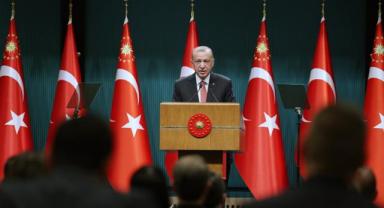 Cumhurbaşkanı Erdoğan; “Başkaları Ne Yaparsa Yapsın Bizim Ana Gündemimiz Deprem Bölgesidir”