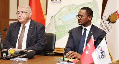 Gambiya Büyükelçisi Başkan Mahçiçek'i Ziyaret Etti