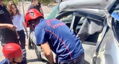 Kahramanmaraş’ta otomobil ile yolcu minibüsü çarpıştı: 6 yaralı