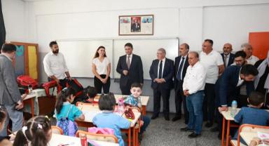 Bu yıl da kitaplar devletten, çanta ve kırtasiyeler Onikişubat Belediyesi’nden..