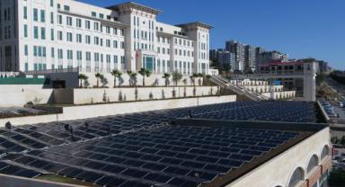 12 Şubat Belediyesi, EXPO 2023 Sergi Alanı ve Nikah Sarayı'nda kurduğu Solar Enerji projelerini devreye aldı