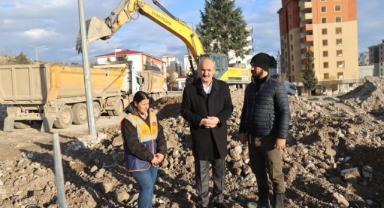 Doğukent’te ilk kazma vuruldu..