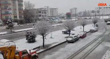 Kahramanmaraş'ta kar yağışı etkili oldu..