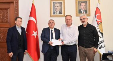 TREDER depremzedelere 1000 adet alışveriş kartı dağıttı..