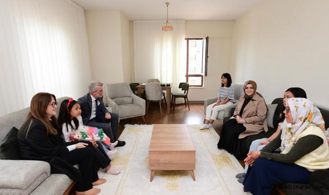 Başkan Görgel, Asrın Felaketinde Ailesini Kaybeden Vatandaşları Ziyaret Etti..