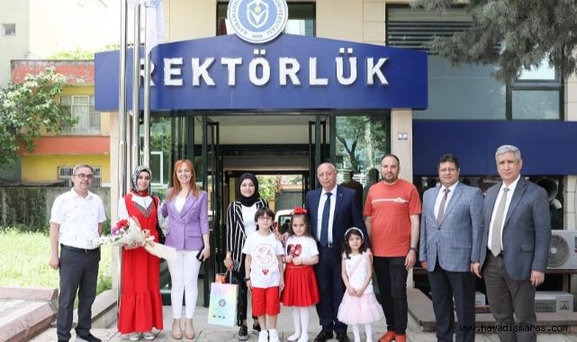 İstiklal'in Küçük Rektörü, Çocuk Akademisi Kurulmasını İstedi..
