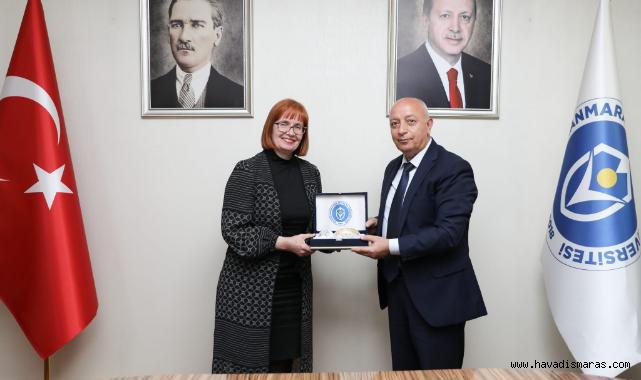 İstiklal ve Tuzla Üniversiteleri İşbirliği protokolü imzalandı.