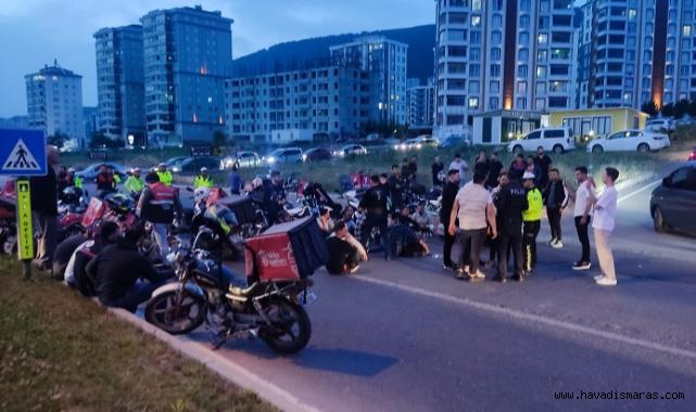 Motosiklet ile Otomobil Çarpıştı: Motosiklet Sürücüsü Hayatını Kaybetti..