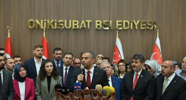 Onikişubat Belediye Başkanı Hanifi Toptaş, devir teslim töreniyle göreve başladı.