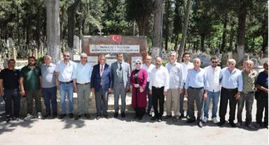 Arslanbey Ölüm Yıldönümünde Kabri Başında Anıldı..