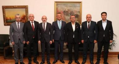 Ekinözü Belediye Başkanı Harun Vicdan, Genel Başkan Özgür Özel’i ziyaret etti..