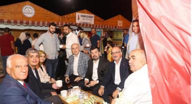 Ağustos Fuarında Dulkadiroğlu standı renkli geçiyor...