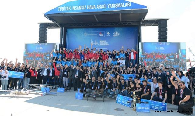 TEKNOFEST Heyecanı Ödül Töreniyle Noktalandı..