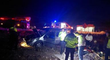 Kahramanmaraş’ta hafif ticari araç takla attı: 3 yaralı..