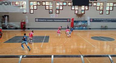 Kahramanmaraş Hokey Takımı, Salon Süper Lig'deki İlk Müsabakasında 5-5 Beraberlik Elde Etti