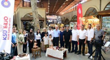 Bilimle Halkı Buluşturan İkinci Etkinlik Kapalı Çarşı'da Gerçekleşti..