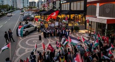 30 Gündür Filistin İçin Sessiz Nöbet Devam Ediyor..